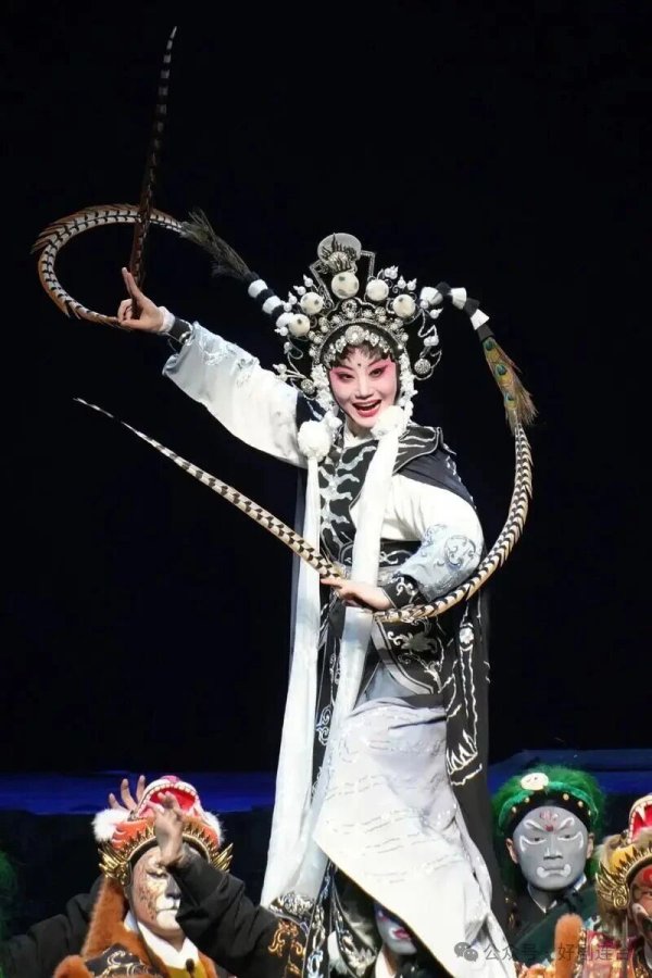 国际足联世界杯赛事入口 婺剧《三打白骨精》：把红木产品放进现代居室