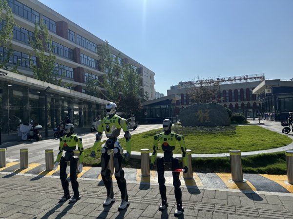 2026世界杯官方网站 向交通安全垂直场景切入，具身智能平安走向“ChatGPT时期”